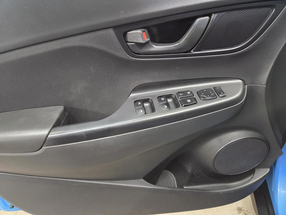 Hyundai Kona Essentiel 2022 d&rsquo;occasion à vendre - 12