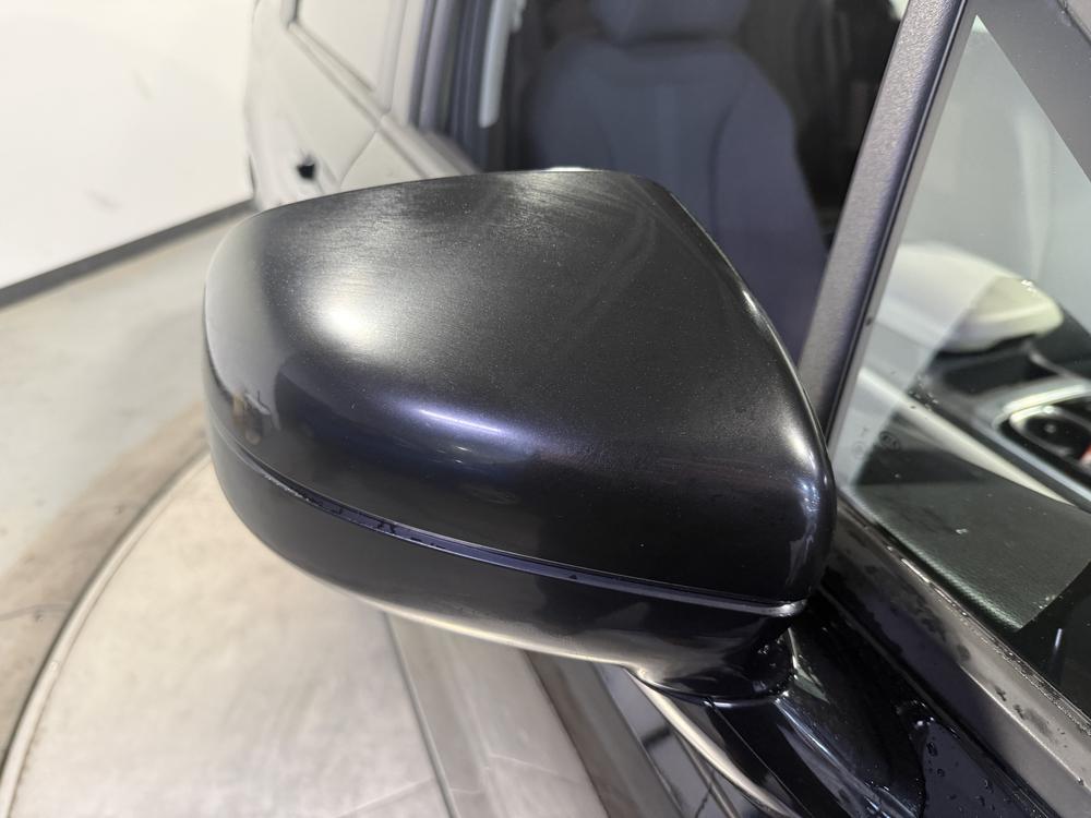 Kia Carnival LX 2022 d&rsquo;occasion à vendre - 11