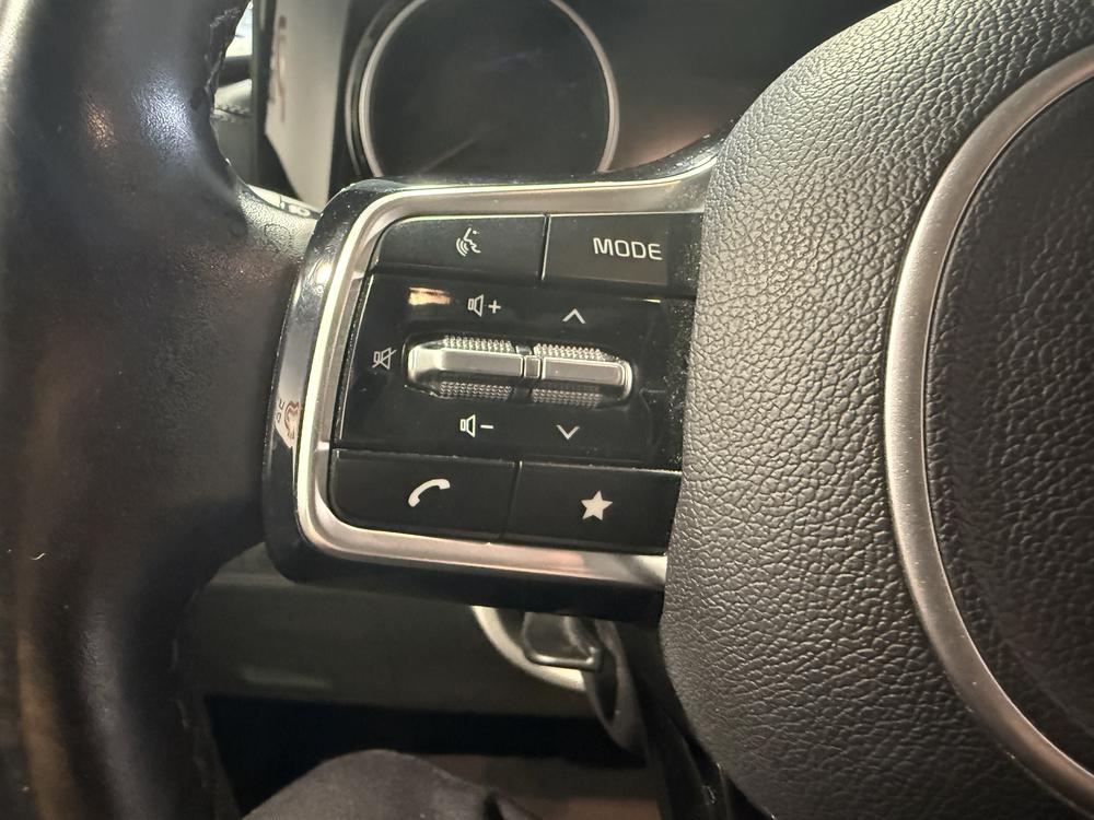 Kia Carnival LX 2022 d&rsquo;occasion à vendre - 19