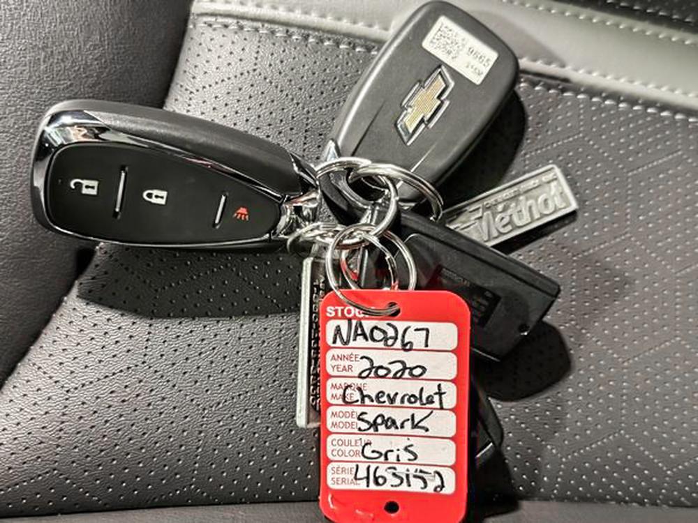 Chevrolet Spark 2LT 2020 d&rsquo;occasion à vendre - 33