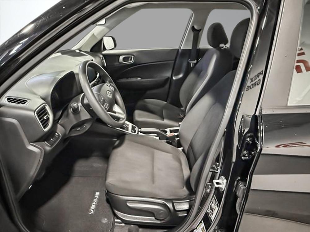 Hyundai Venue ESSENTIAL 2022 d&rsquo;occasion à vendre - 16