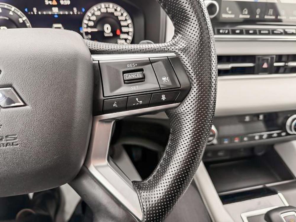 Mitsubishi Outlander SEL 2022 d&rsquo;occasion à vendre - 24