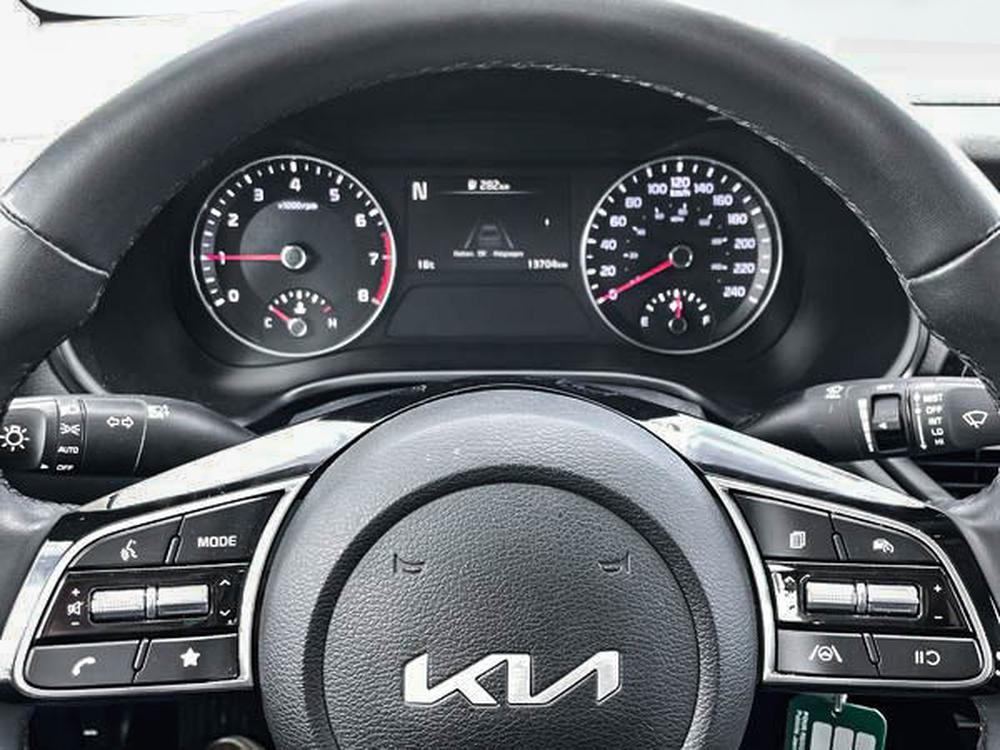 Kia Forte EX 2024 d&rsquo;occasion à vendre - 24