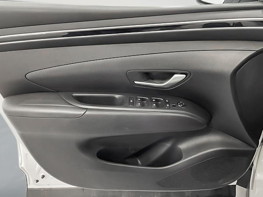 Hyundai Tucson Essential 2023 d&rsquo;occasion à vendre - 12