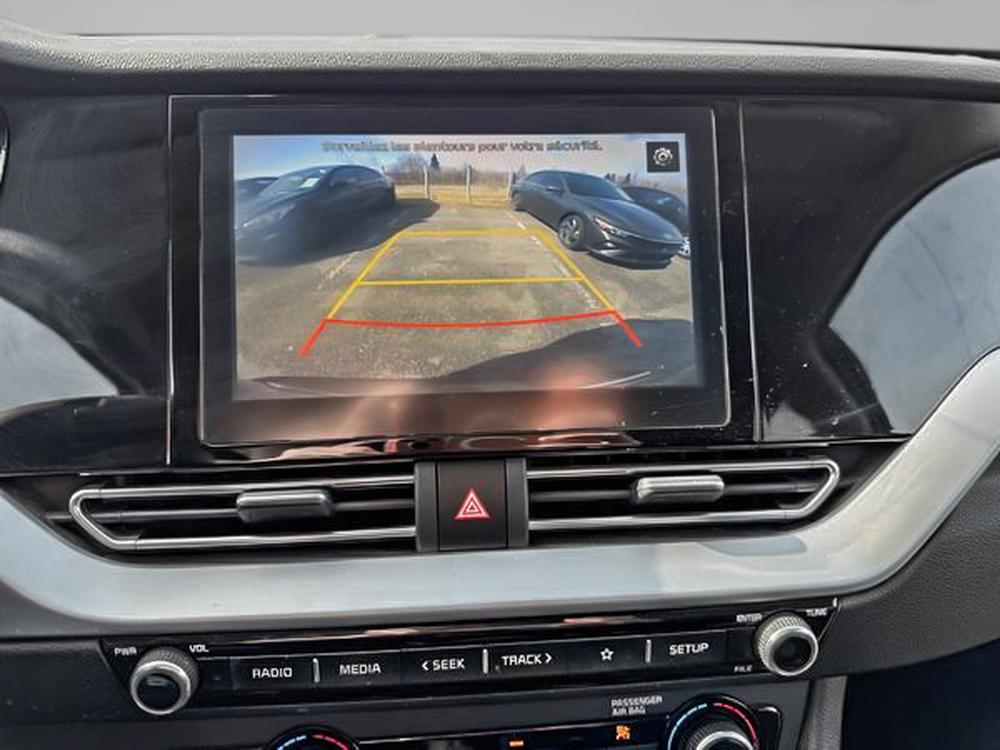 Kia Niro LX 2022 d&rsquo;occasion à vendre - 23