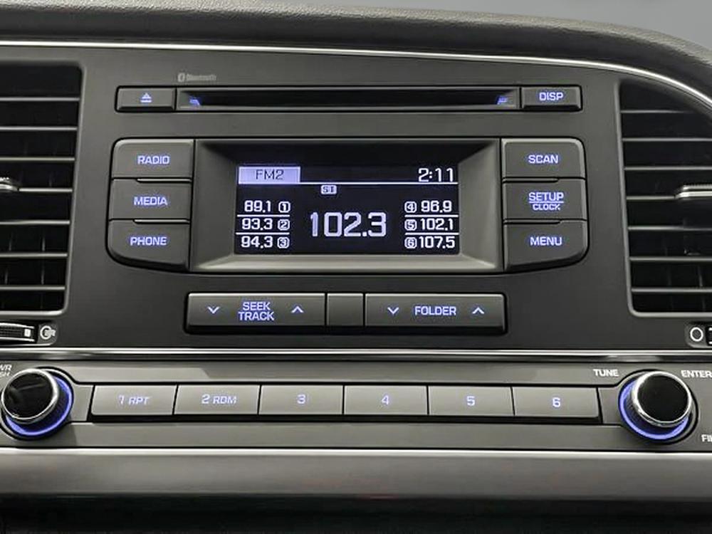 Hyundai Elantra LE 2017 d&rsquo;occasion à vendre - 18