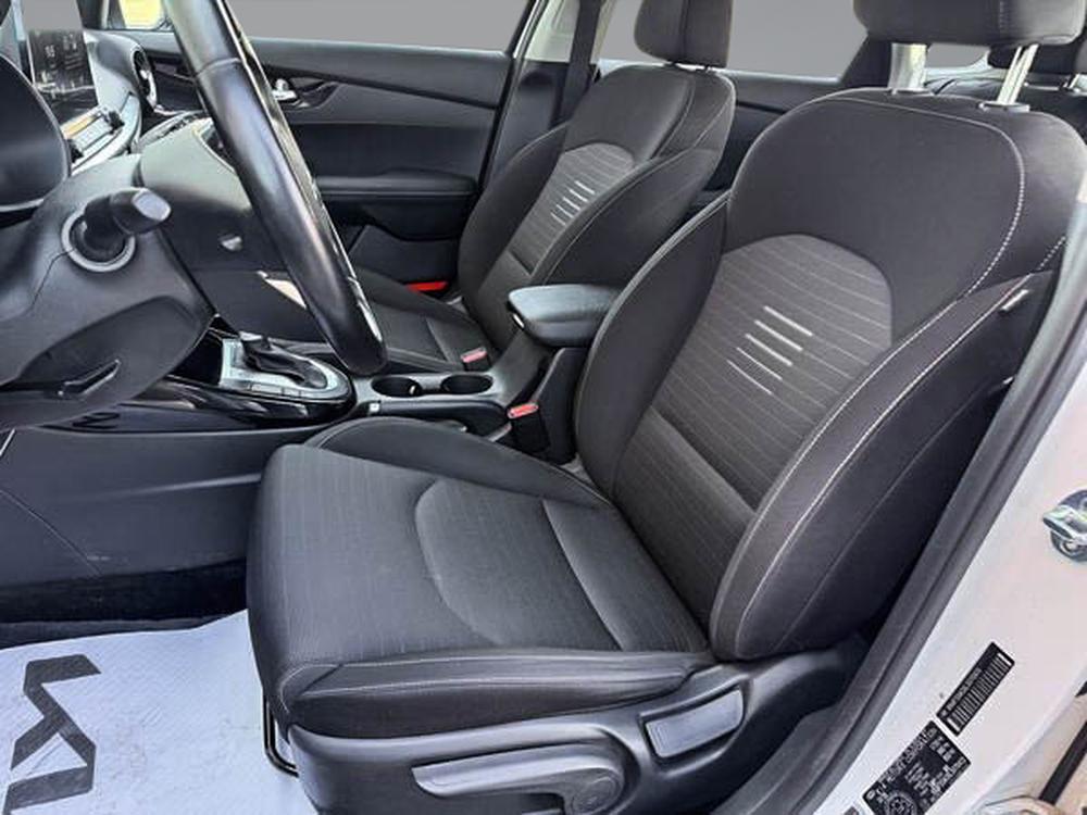 Kia Forte5 EX 2020 d&rsquo;occasion à vendre - 16