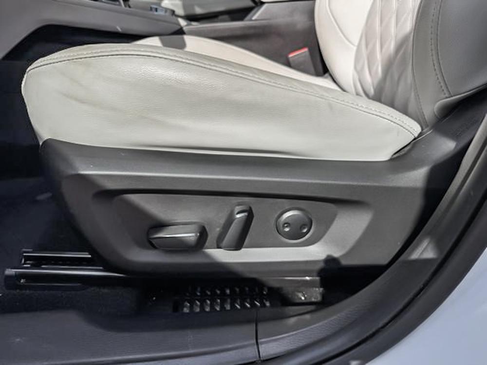 Mitsubishi Outlander PHEV GT AWD 2023 d&rsquo;occasion à vendre - 16