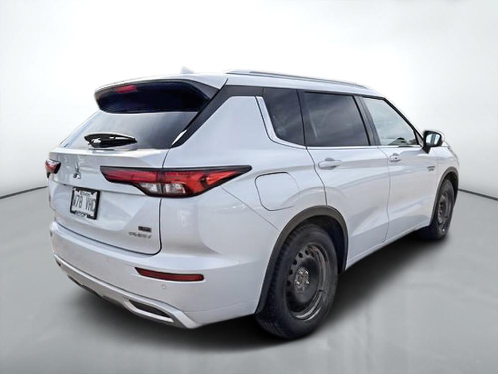 Mitsubishi Outlander PHEV GT AWD 2023 d&rsquo;occasion à vendre - 8