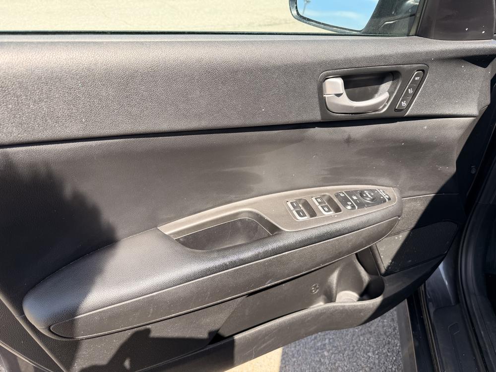 Kia Optima LX 2017 d&rsquo;occasion à vendre - 12