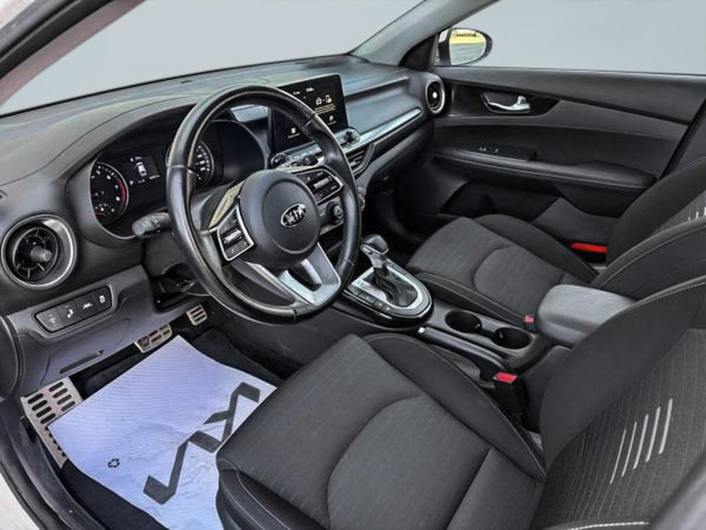 Kia Forte5 EX 2020 d&rsquo;occasion à vendre - 18