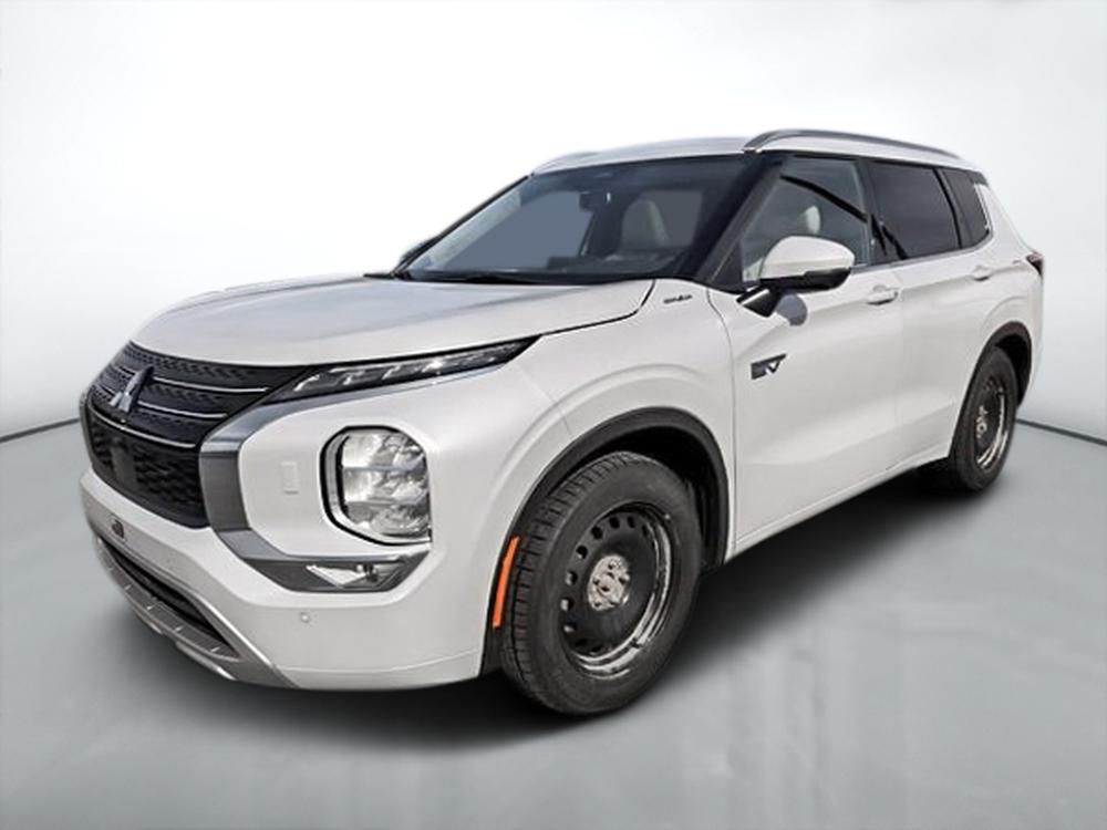 Mitsubishi Outlander PHEV GT AWD 2023 d&rsquo;occasion à vendre - 3