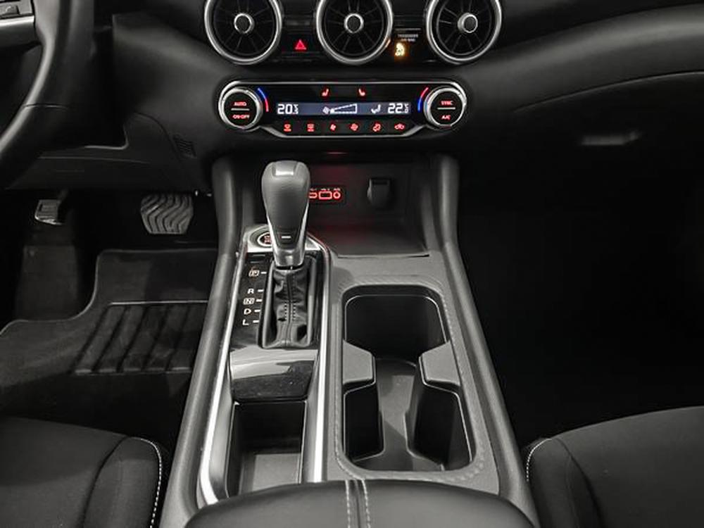 Nissan Sentra SV 2021 d&rsquo;occasion à vendre - 26