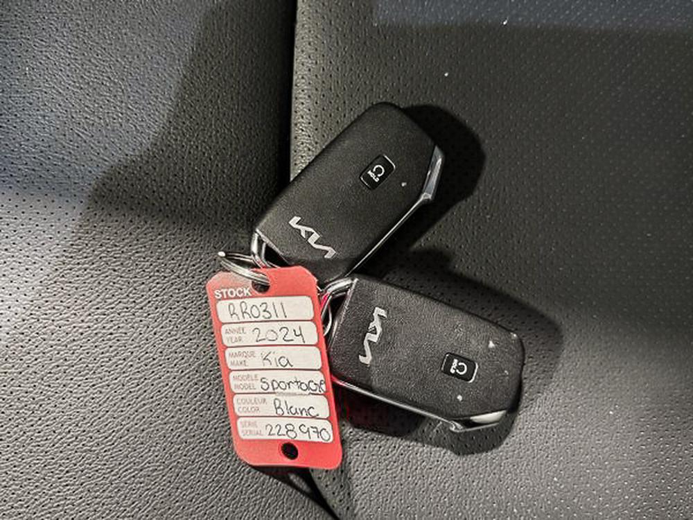 Kia Sportage EX 2024 d&rsquo;occasion à vendre - 33