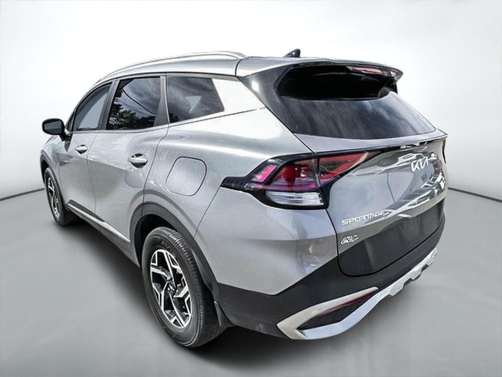 Kia Sportage LX 2023 d&rsquo;occasion à vendre - 6