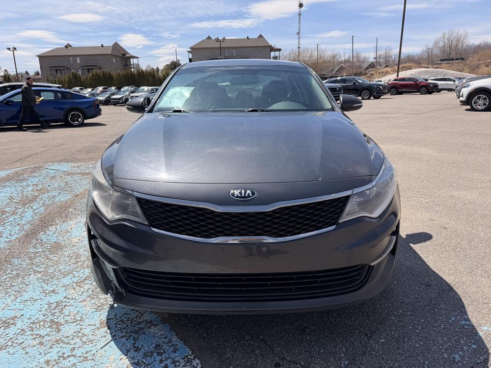 Kia Optima LX 2017 d&rsquo;occasion à vendre - 2