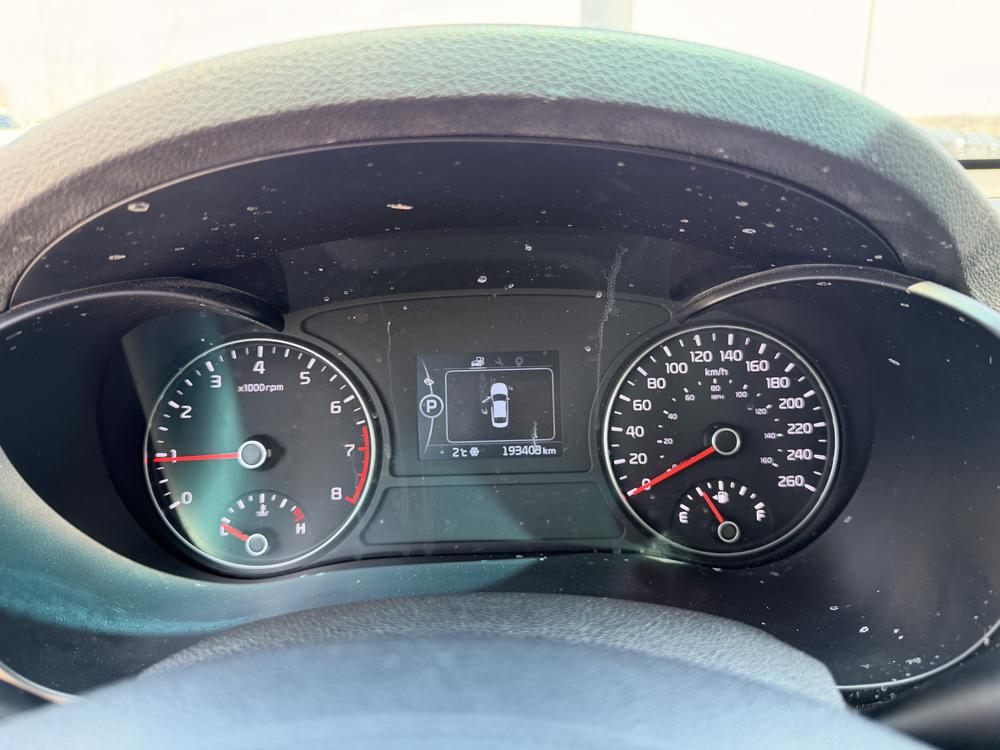 Kia Optima LX 2017 d&rsquo;occasion à vendre - 23