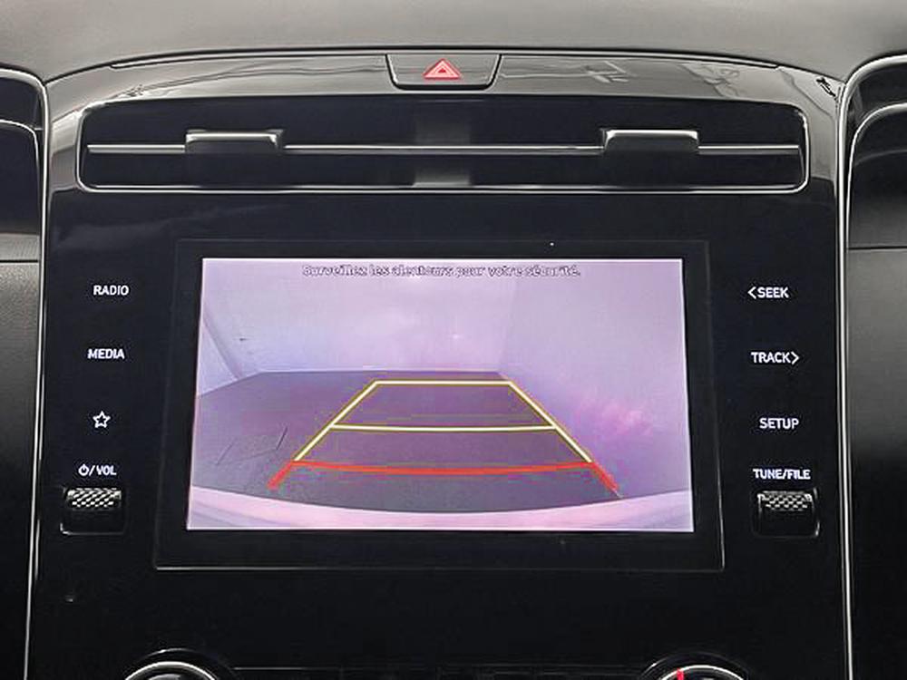 Hyundai Tucson Essential 2023 d&rsquo;occasion à vendre - 23