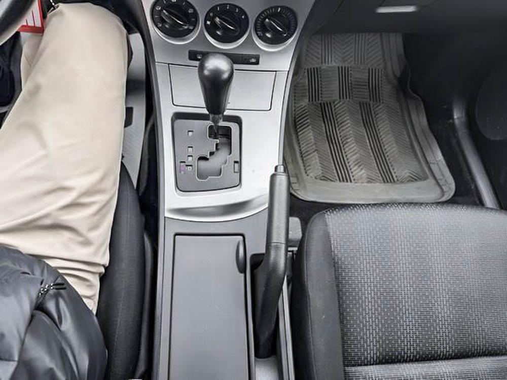 Mazda Mazda3 GX 2010 d&rsquo;occasion à vendre - 27