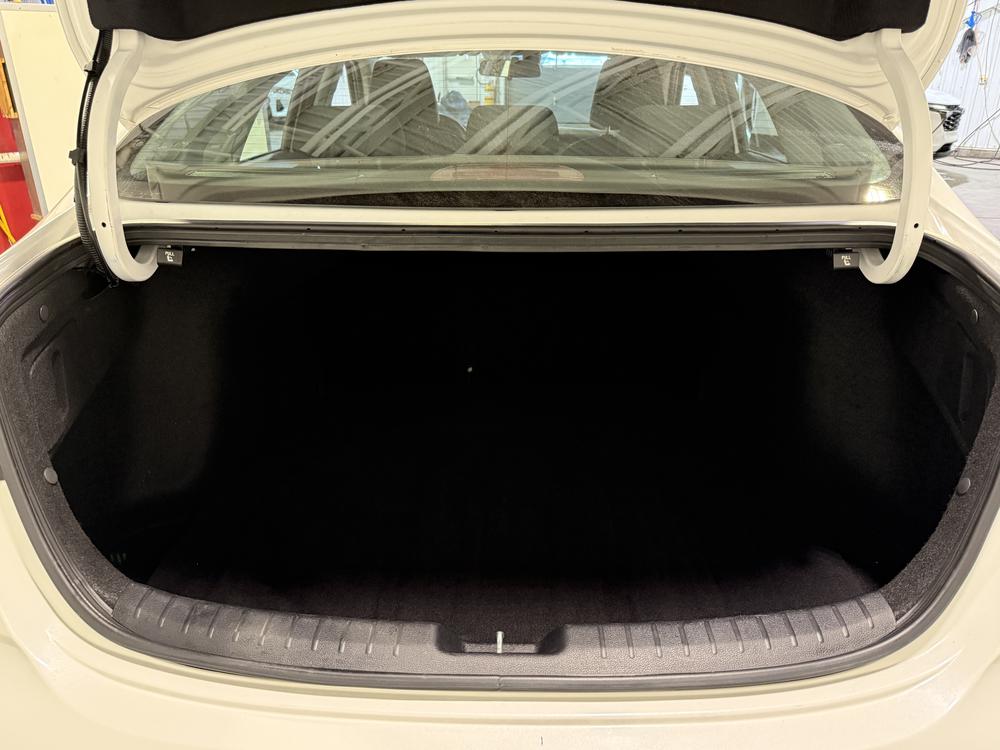 Kia Forte EX 2023 d&rsquo;occasion à vendre - 31