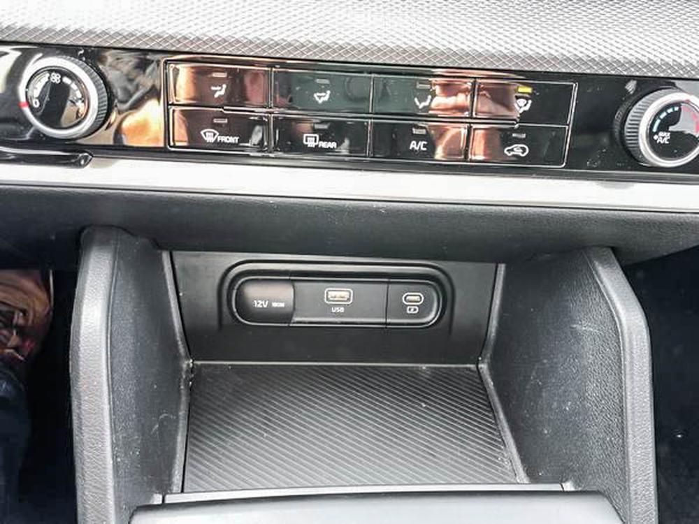 Kia Sportage LX 2023 d&rsquo;occasion à vendre - 22