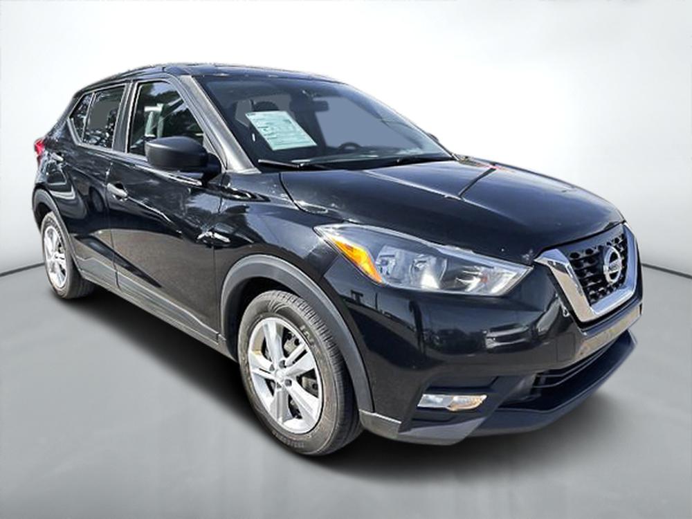 Nissan Kicks S