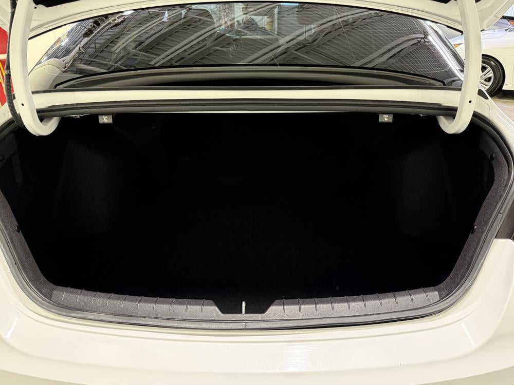 Kia K5 GT-LINE 2022 d&rsquo;occasion à vendre - 32