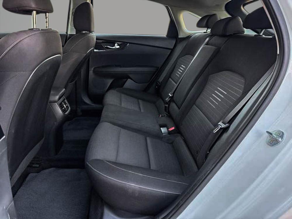 Kia Forte5 EX 2020 d&rsquo;occasion à vendre - 30