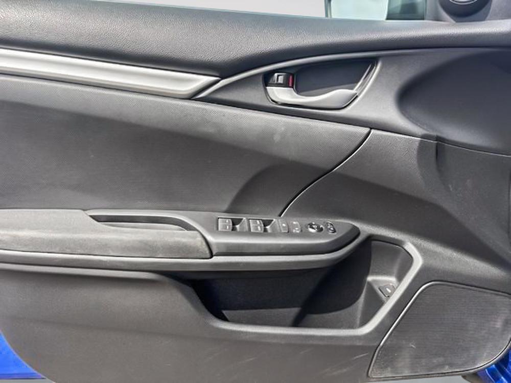 Honda Civic Berline LX+ 2018 d&rsquo;occasion à vendre - 11