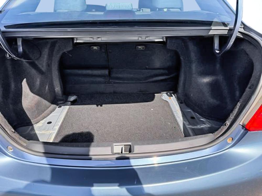 Toyota Yaris BASE 2012 d&rsquo;occasion à vendre - 23