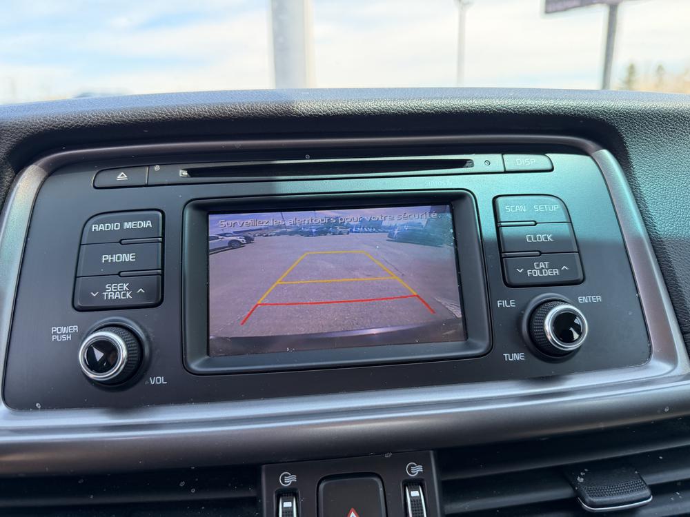 Kia Optima LX 2017 d&rsquo;occasion à vendre - 26