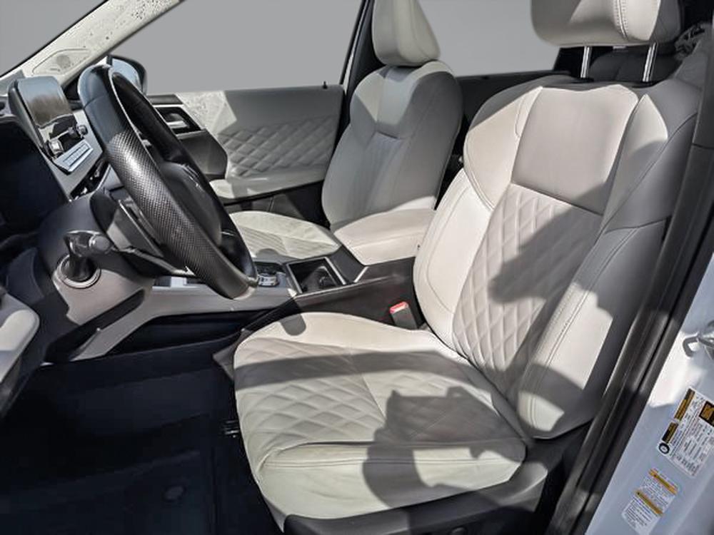 Mitsubishi Outlander PHEV GT AWD 2023 d&rsquo;occasion à vendre - 14
