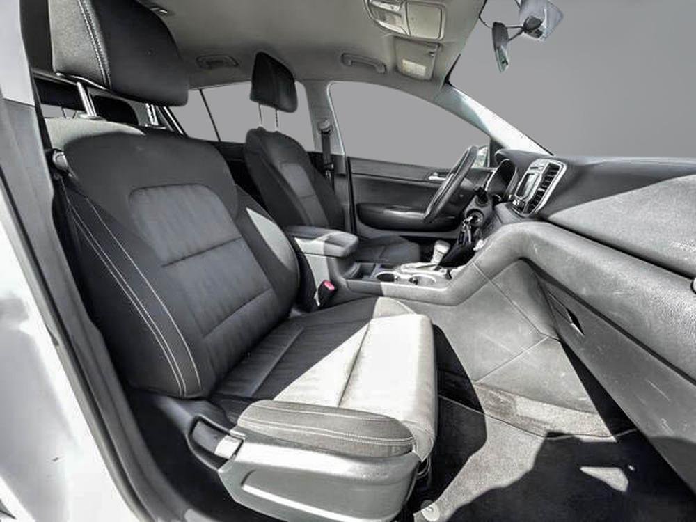 Kia Sportage LX 2018 d&rsquo;occasion à vendre - 29