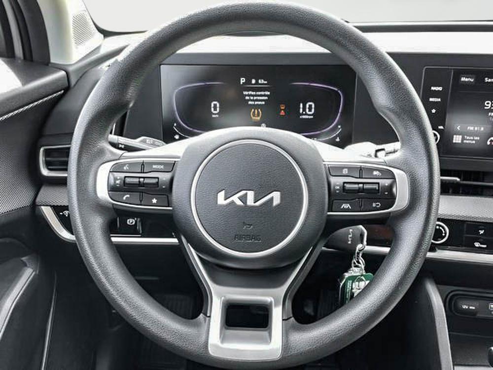 Kia Sportage LX 2023 d&rsquo;occasion à vendre - 19