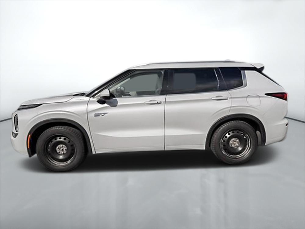 Mitsubishi Outlander PHEV GT AWD 2023 d&rsquo;occasion à vendre - 4