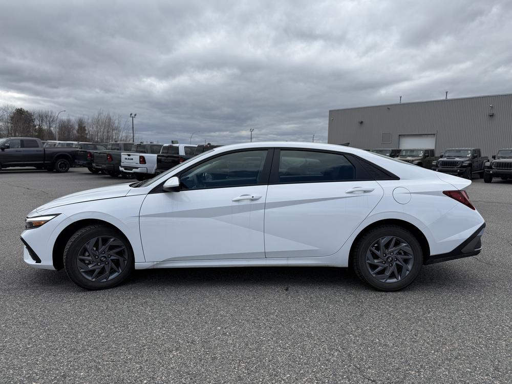 Hyundai Elantra Preferred 2025 d&rsquo;occasion à vendre - 7