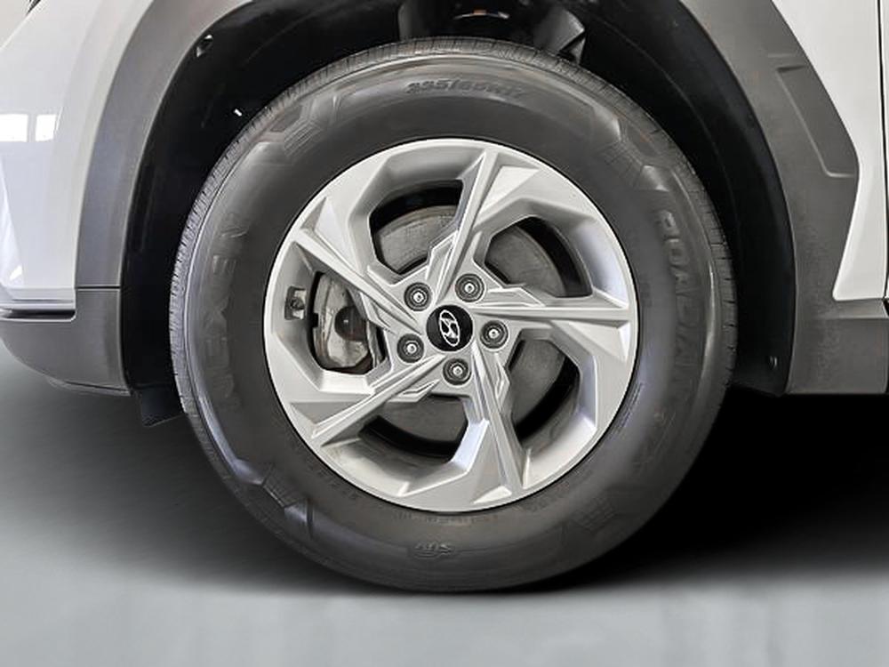 Hyundai Tucson Essential 2023 d&rsquo;occasion à vendre - 8