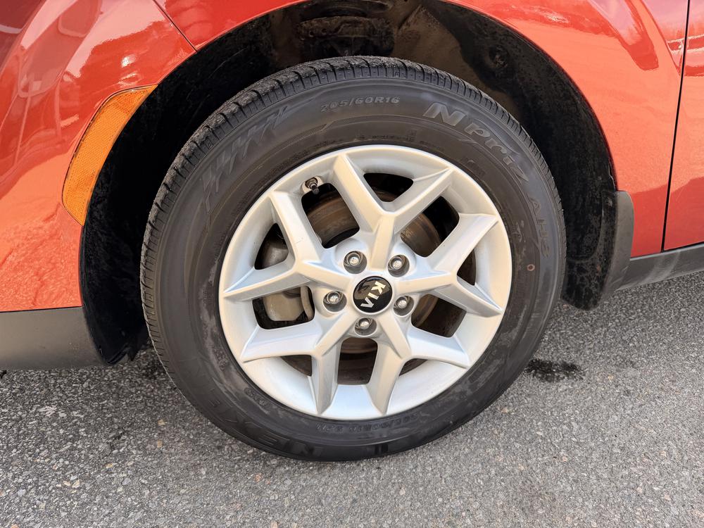 Kia Soul 2021 Orange usage à vendre Kia Soul 2021 Orange usage à vendre