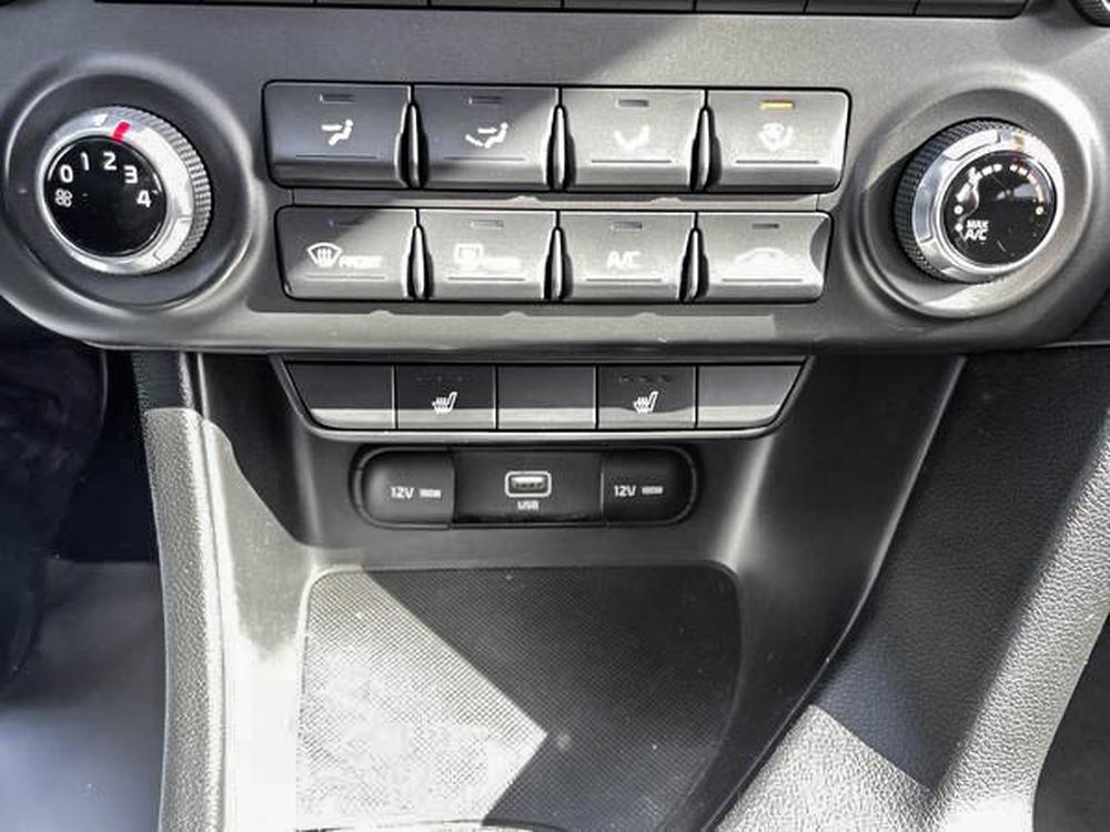Kia Sportage LX 2021 d&rsquo;occasion à vendre - 22