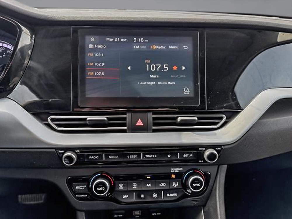 Kia Niro LX 2022 d&rsquo;occasion à vendre - 22