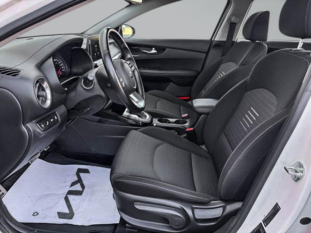 Kia Forte5 EX 2020 d&rsquo;occasion à vendre - 14