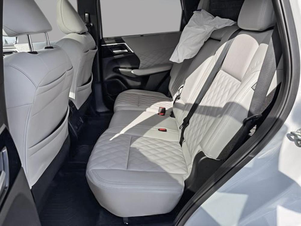 Mitsubishi Outlander PHEV GT AWD 2023 d&rsquo;occasion à vendre - 29
