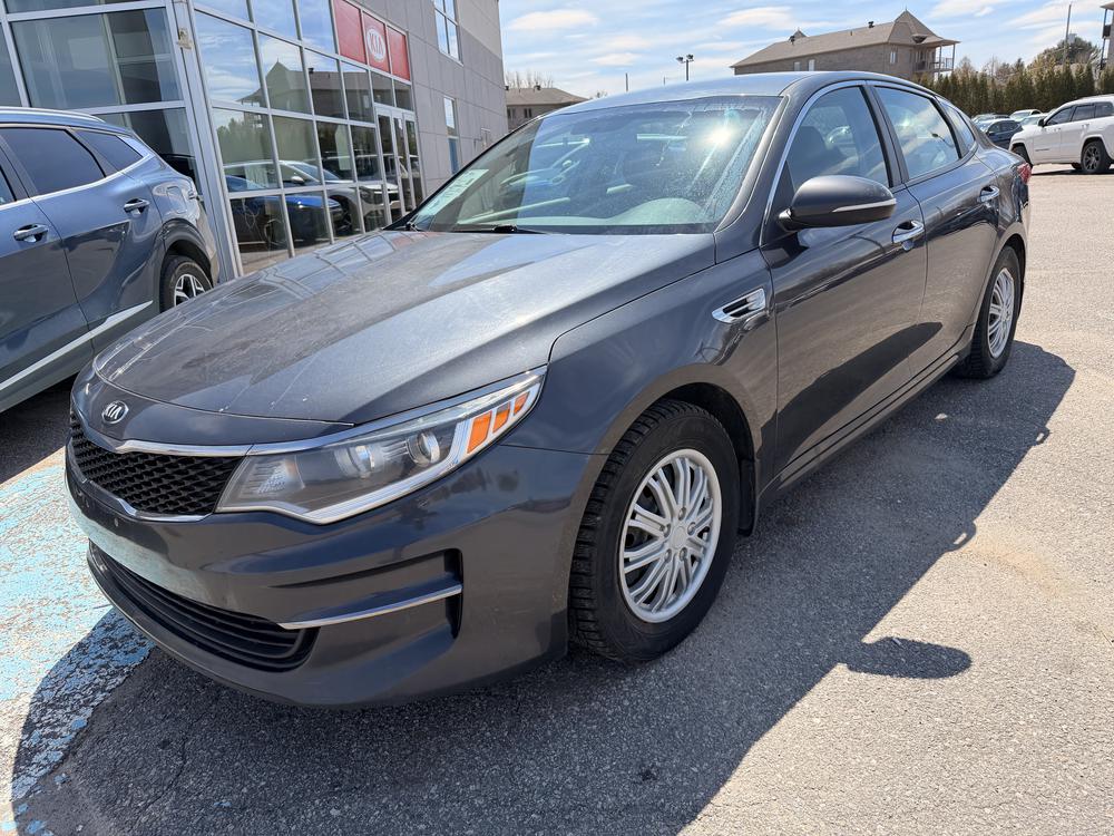 Kia Optima LX 2017 d&rsquo;occasion à vendre - 3