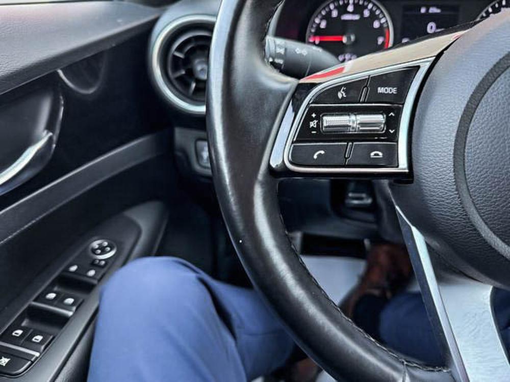 Kia Forte5 EX 2020 d&rsquo;occasion à vendre - 21