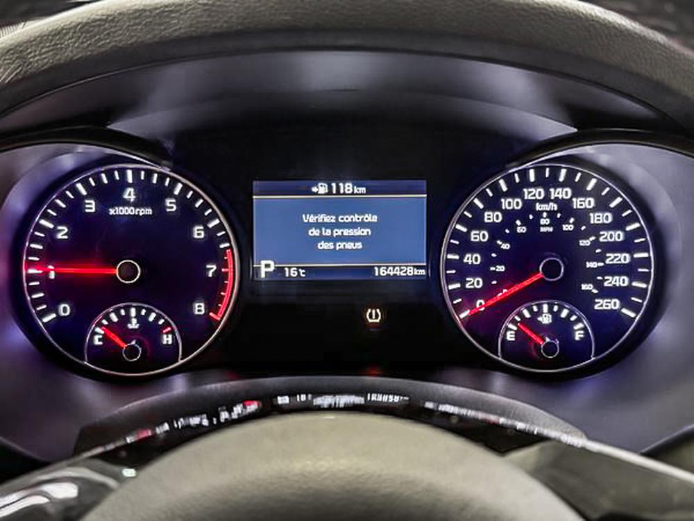 Kia Optima EX 2020 d&rsquo;occasion à vendre - 23