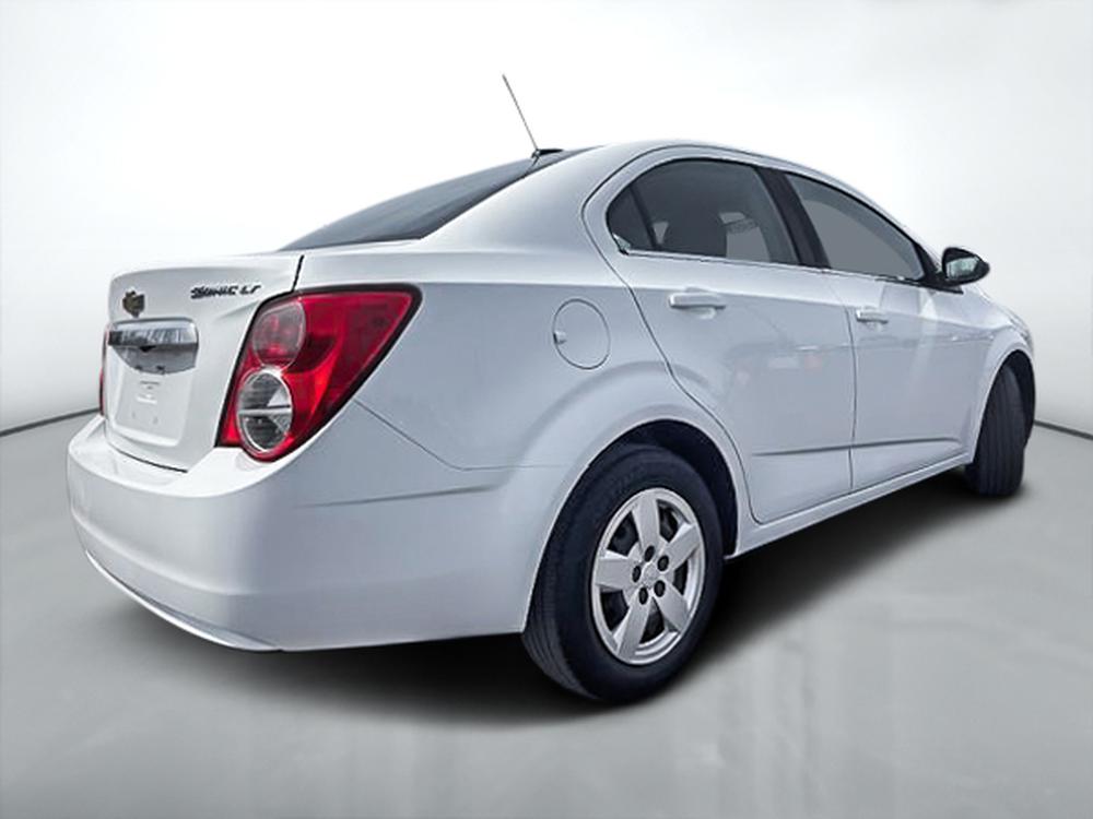 Chevrolet Sonic LTZ 2016 d&rsquo;occasion à vendre - 8