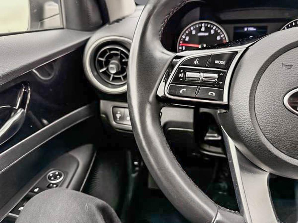 Kia Forte 2020 Gris usage à vendre Kia Forte 2020 Gris usage à vendre