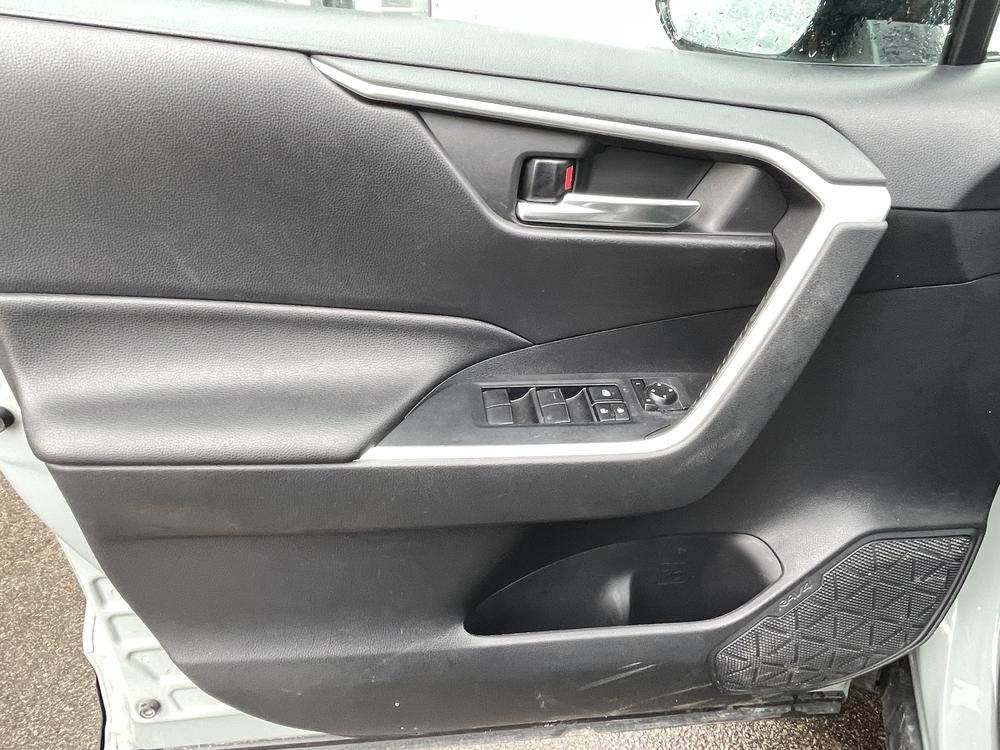 Toyota RAV4 Trail 2019 d&rsquo;occasion à vendre - 11