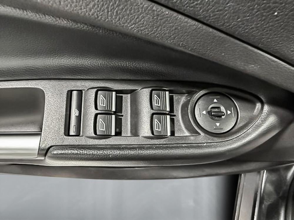 Ford Escape SE 2019 d&rsquo;occasion à vendre - 14