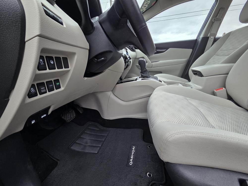 Nissan Qashqai SV 2023 d&rsquo;occasion à vendre - 12